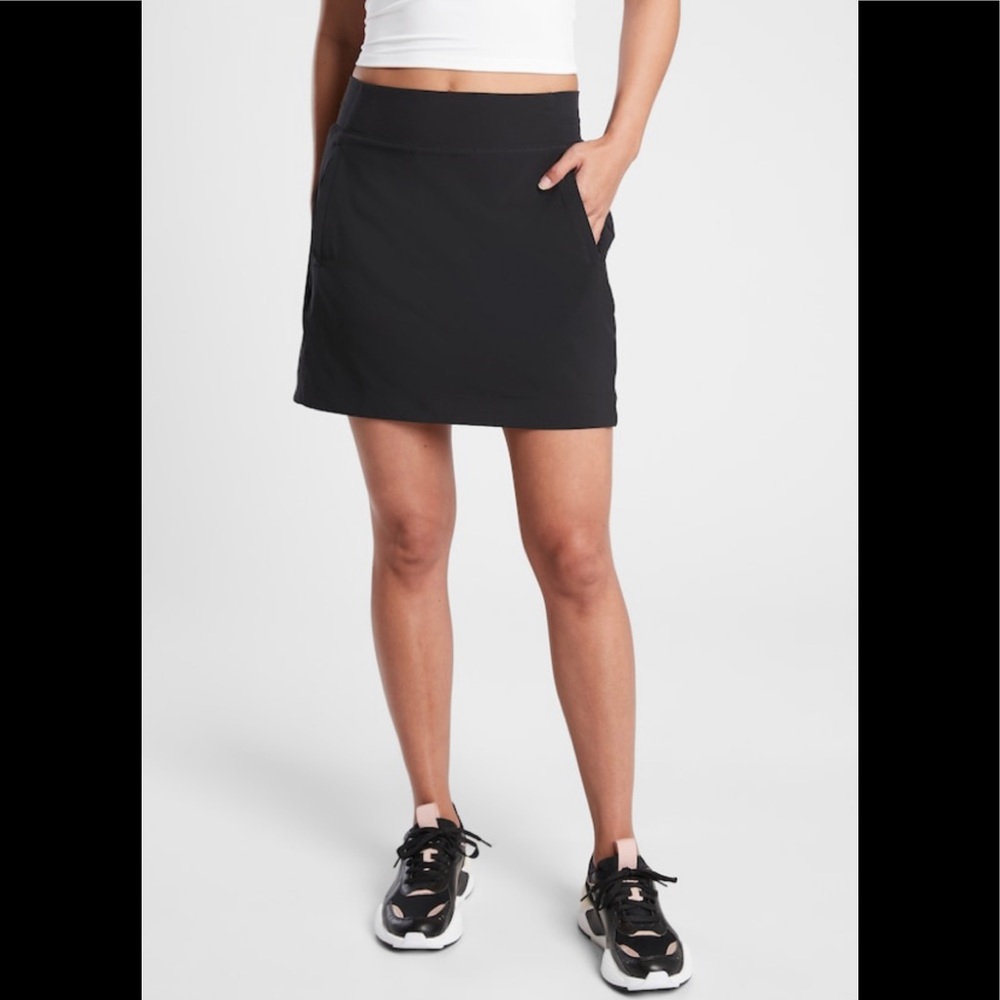 NWT Brooklyn Skort 16” size  22 Black
